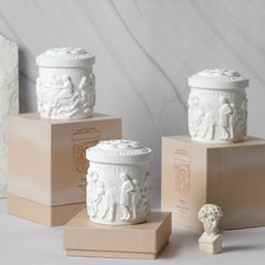 Embrace Vintage Luxury: Discover Our Retro Sculpted Aromatherapy Candle!